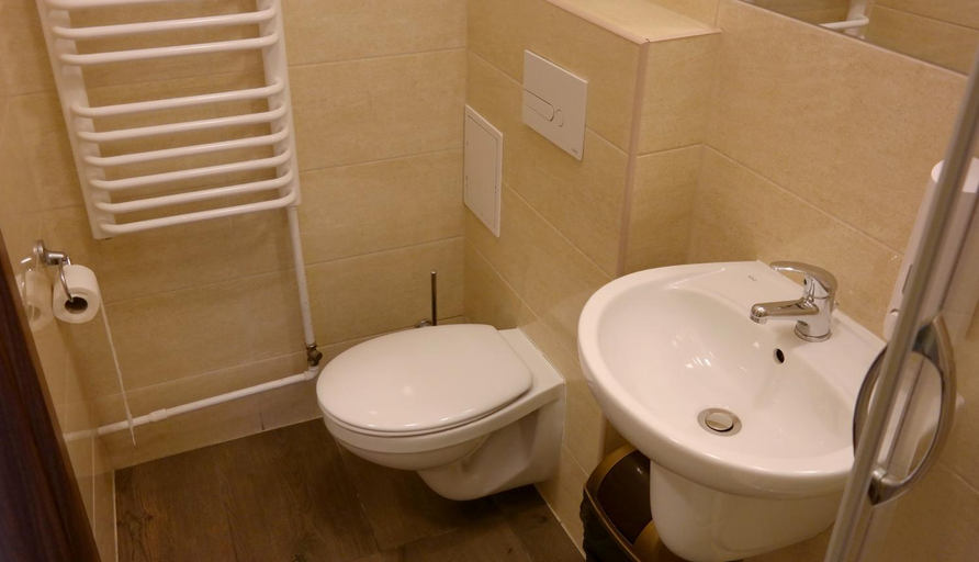Bathroom 3, Osrodek SCSK Optima, Kraków City