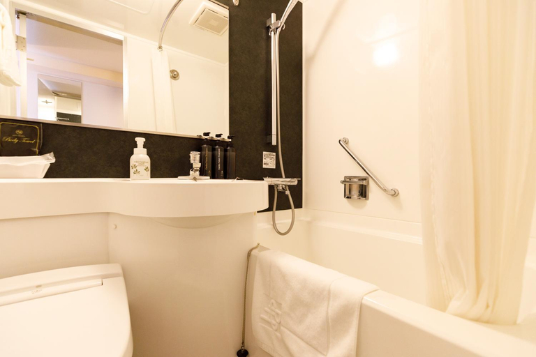 Bathroom 20