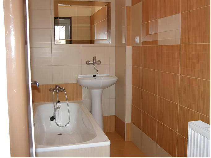 Bathroom 4, Alton garni hotel, České Budějovice