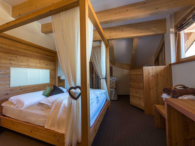 Bedroom 3, Bio Hotel Brusago Vital & Wellness, Trento