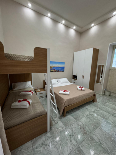Bedroom 2, B&B A da’ ziett, Napoli