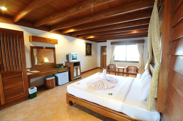 Bedroom 12