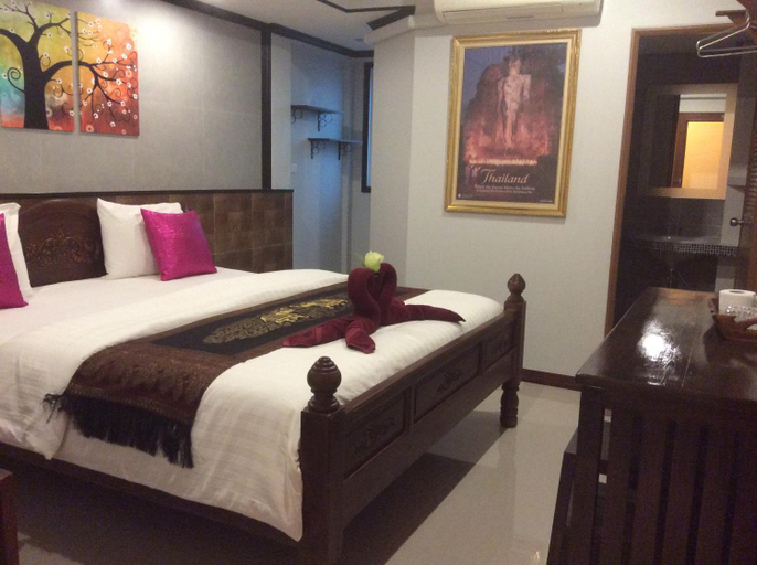 Bedroom 8