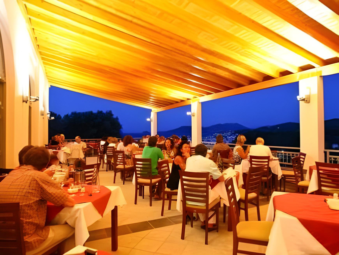 Food & Drinks 4, Arion Hotel, North Aegean