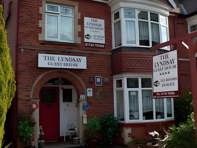 Exterior view 2, The Lyndsay Guest House, Lincolnshire
