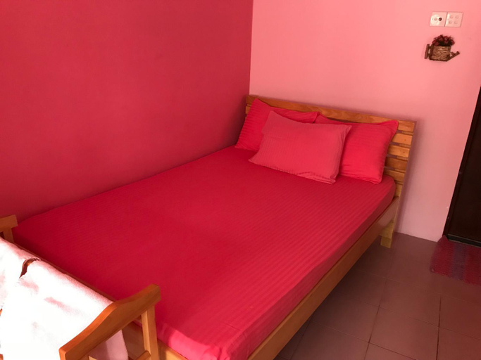 Bedroom 4, Breeze of Paradise Hotel, Sri Jayawardanapura Kotte