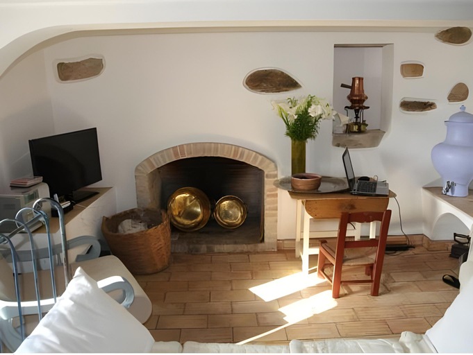 Others 4, Casa da Tia Amália, Mértola