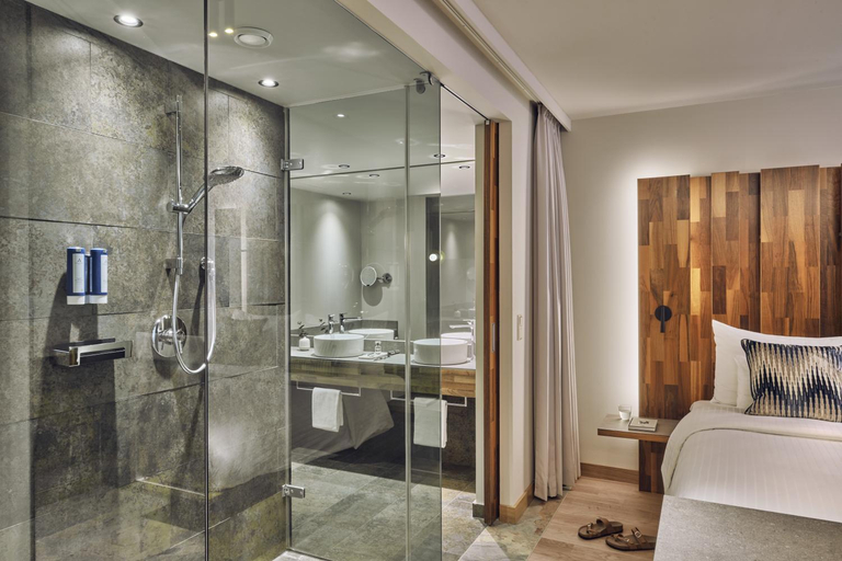 Bathroom, Falkensteiner Hotel & Spa Carinzia l 4 Star Superior, Hermagor