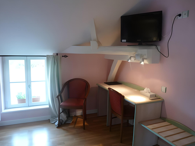 Bedroom 2, Aux Maisons, The Originals Relais, Aube