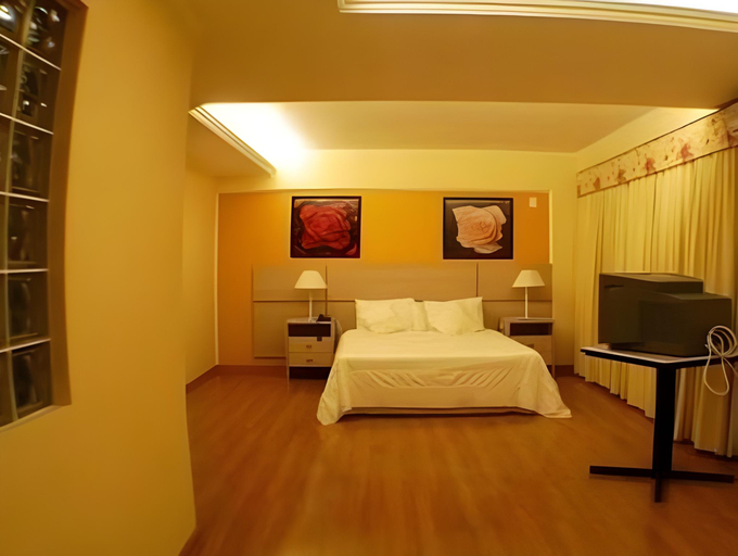 Bedroom 3, Hotel Presidente, Uruguaiana
