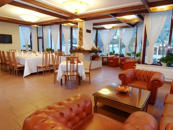 Food & Drinks 4, Casa Jasmine, Brasov