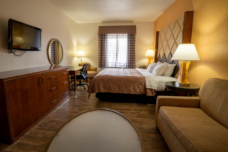 Bedroom 21