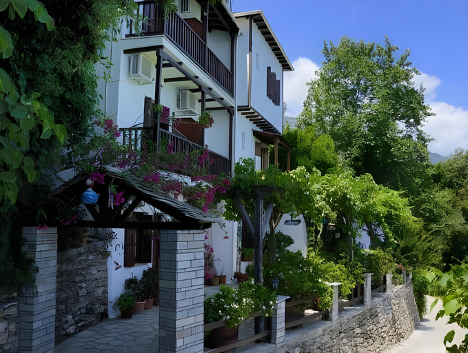 Others 4, To Mpalkoni, Thessaly
