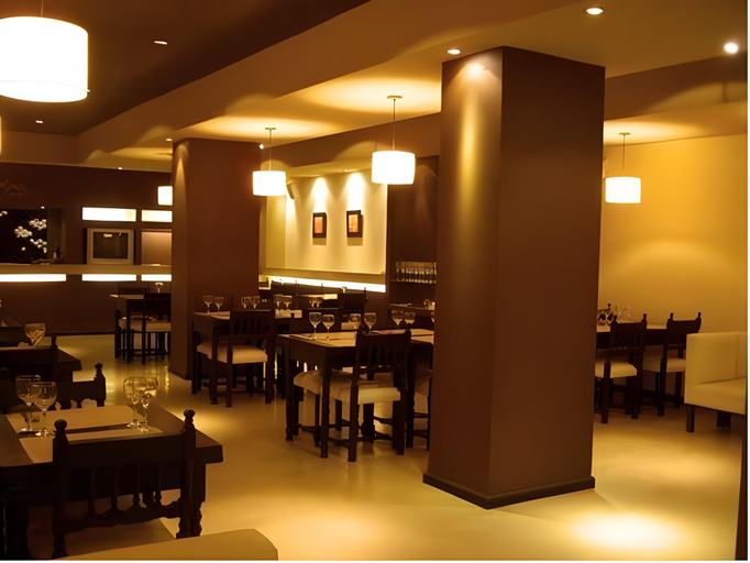 Food & Drinks 4, Grand Hotel, General Obligado