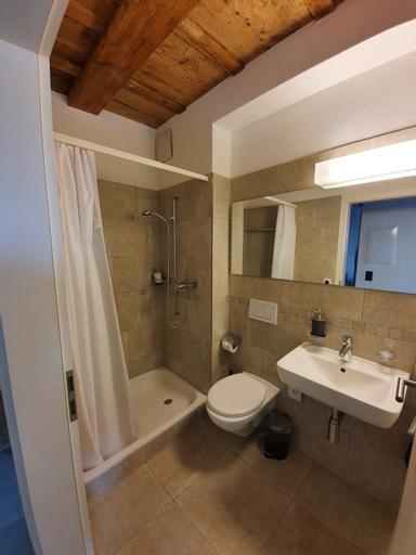 Bathroom 4