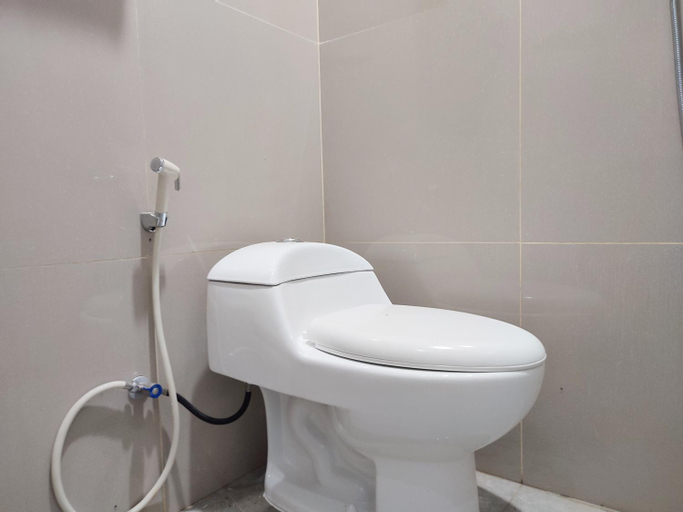 Bathroom 15