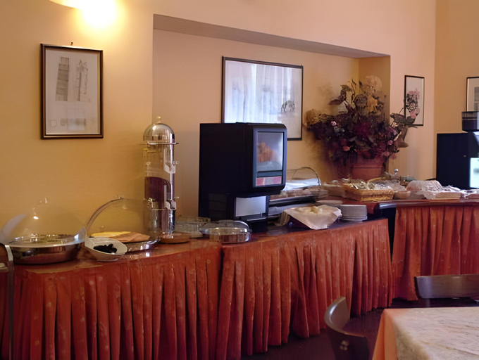 Food & Drinks 5, Hotel Caffè Verdi - 24 hours Reception, Pisa