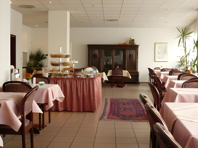 Food & Drinks 4, Businesshotel & Appartements Stuttgart-Vaihingen, Stuttgart