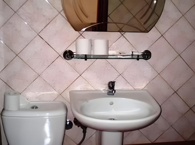 Bathroom 4, Porto Matina Hotel, Central Macedonia