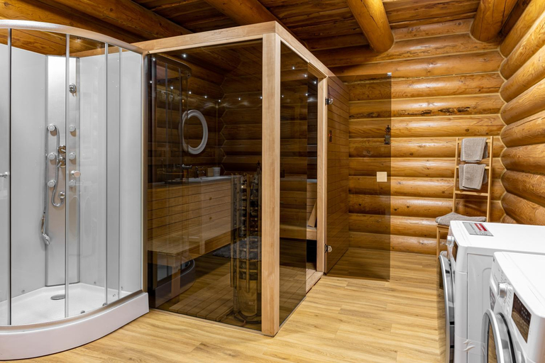 Shower 5, Tatransky Zrub, Poprad