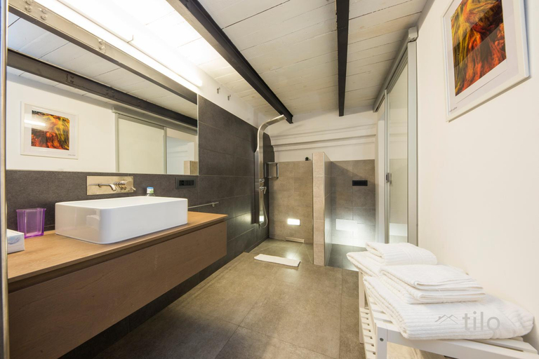 Bedroom 2, San Cosmo Suite, Genova