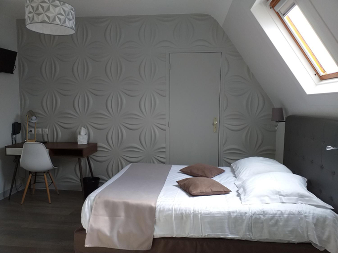 Bedroom 2, HOTEL RESTAURANT NORMAND non etoile ambiance familiale hotel de charme, Seine-Maritime
