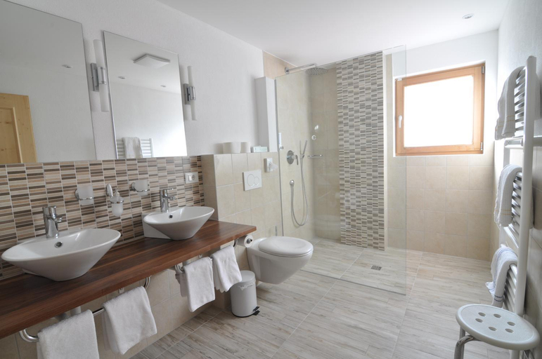 Bathroom 4, Hotel Traube - Stelvio, Bolzano