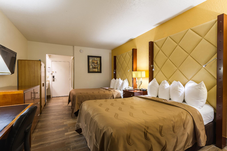 Bedroom 8