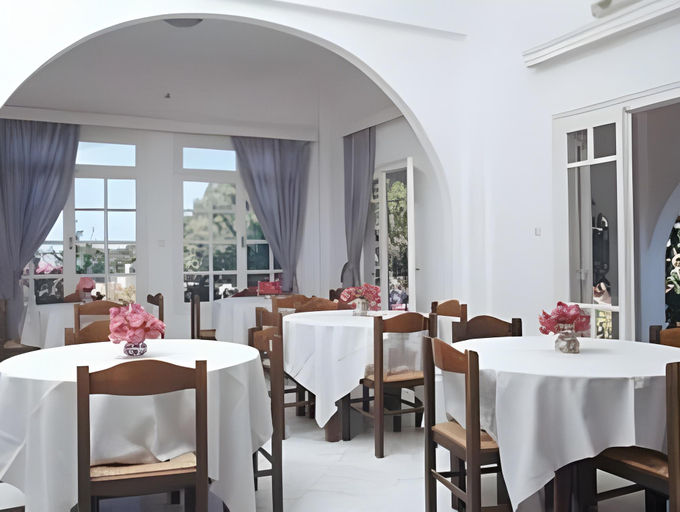 Food & Drinks 4, Doukissa Hotel - Parikia Town Centre, South Aegean