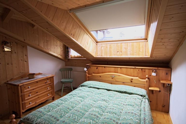 Bedroom, Bachlaufen Haus, Bolzano