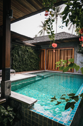 Swimming Pool 9