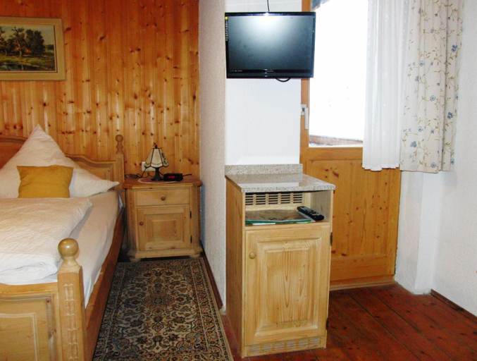 Bedroom 3, Haus Christoph, Miesbach