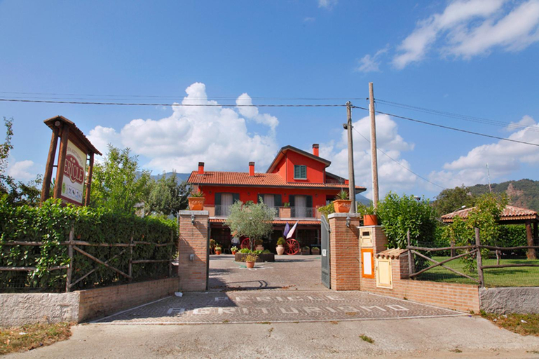 Exterior & Views 1, Azienda Agrituristica Pericle, Avellino