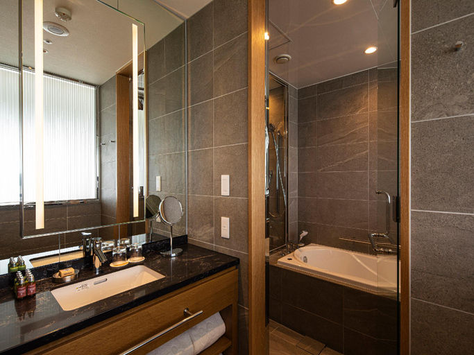 Bathroom 24