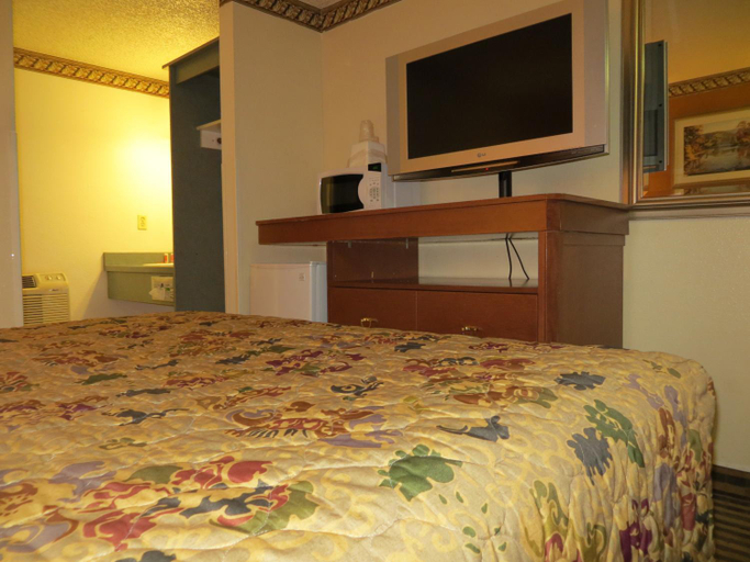 Others 5, Portland Inn, Multnomah