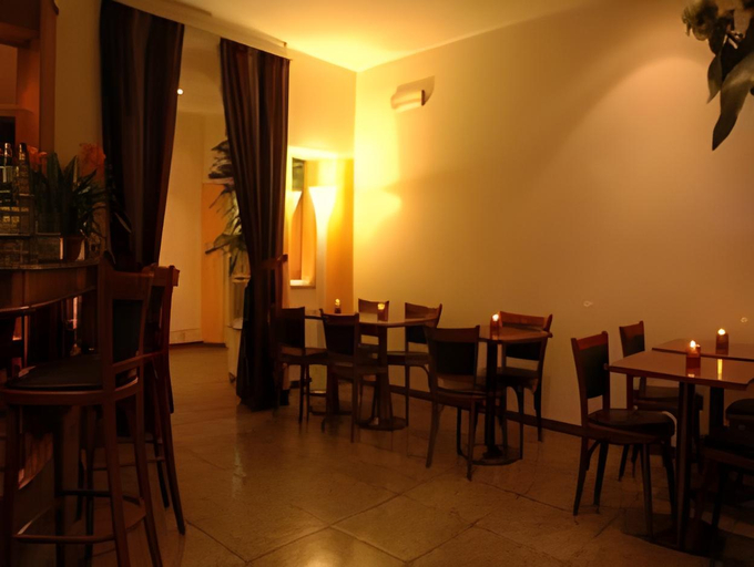 Food & Drinks 5, Hotel Aspromonte, Milano