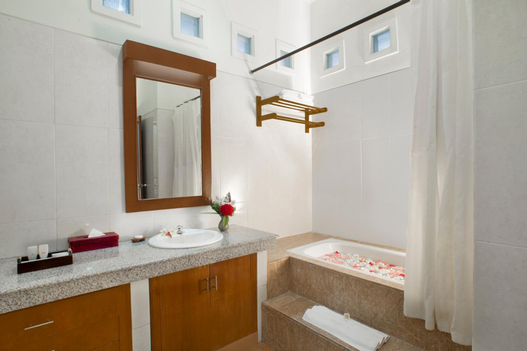Bathroom 17