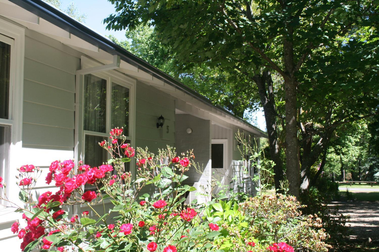 Exterior 4
