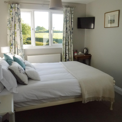 Others 4, Appletrees B&B, West Sussex