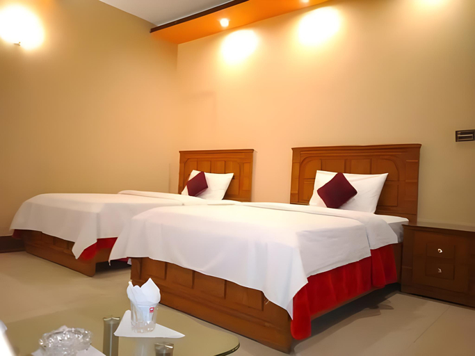 Others 2, Gulshan Family Guest House, Karachi