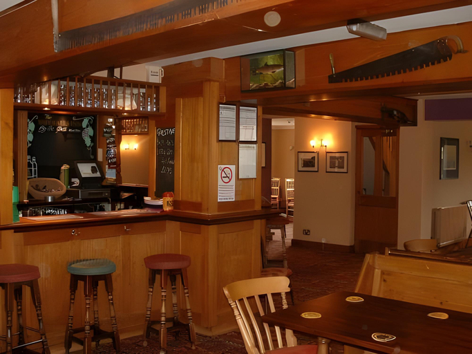 Food & Drinks 4, Woodfalls Inn, Wiltshire