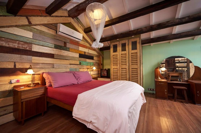 Bedroom 3, You Le Yuen Heritage Guesthouse, Penang Island