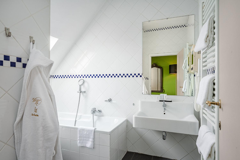 Bathroom, Hotel De Pupiter, Oost-Vlaanderen