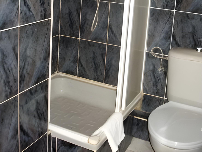 Bathroom 4, Hotel Halo Toruń, Toruń City