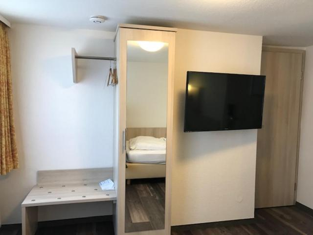 Bedroom 2, Landgasthof Hotel Rittmayer, Forchheim