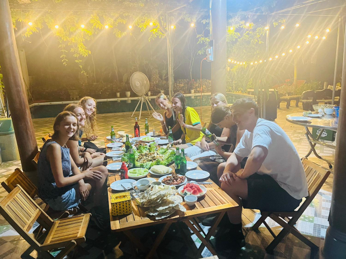 Food & Drinks 4, Phong Nha Moonlight Villas, Bố Trạch