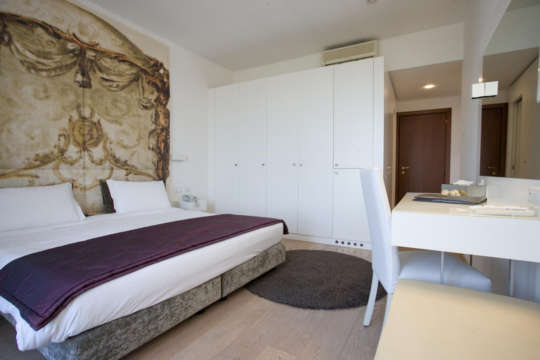 Bedroom 10
