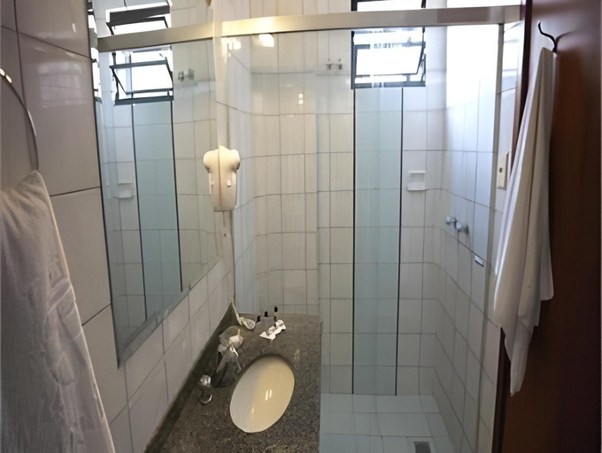 Bathroom 5, Plaza Camboriu, Balneário Arroio do Silva
