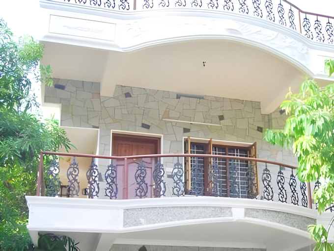 Honolulu Homestay, Ernakulam