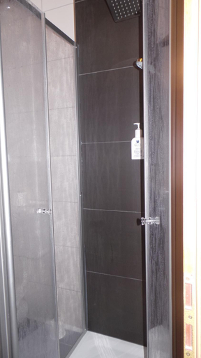 Bathroom 3, Rhonblick Landhotel - Restaurant - Countrypub, Fulda